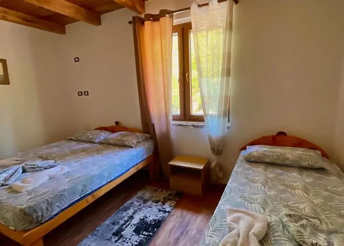 Aprripe Guri Ξενοδοχείο *