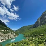 Hotel Aprripe Guri