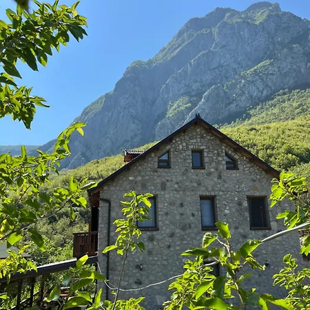 Hotel Aprripe Guri Fierza