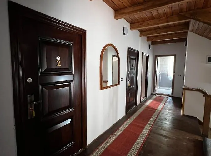 Aprripe Guri Hotel Firza